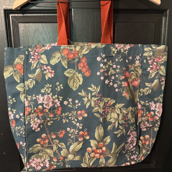 NWT Laura Ashlet Oversized Fabric Floral Tote Blue Red Green - Picture 3 of 3
